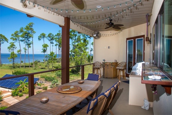 Garcon Point Outdoor Kitchen 