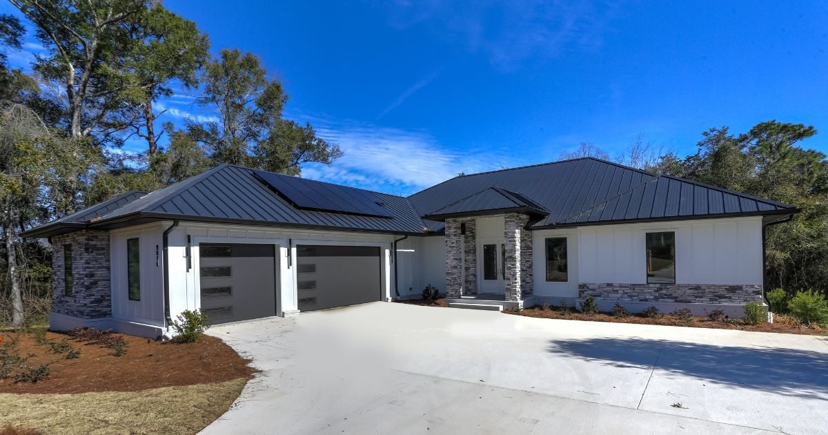 Piling Foundation vs. Slab in Pensacola: Which Is Better for Your Home?