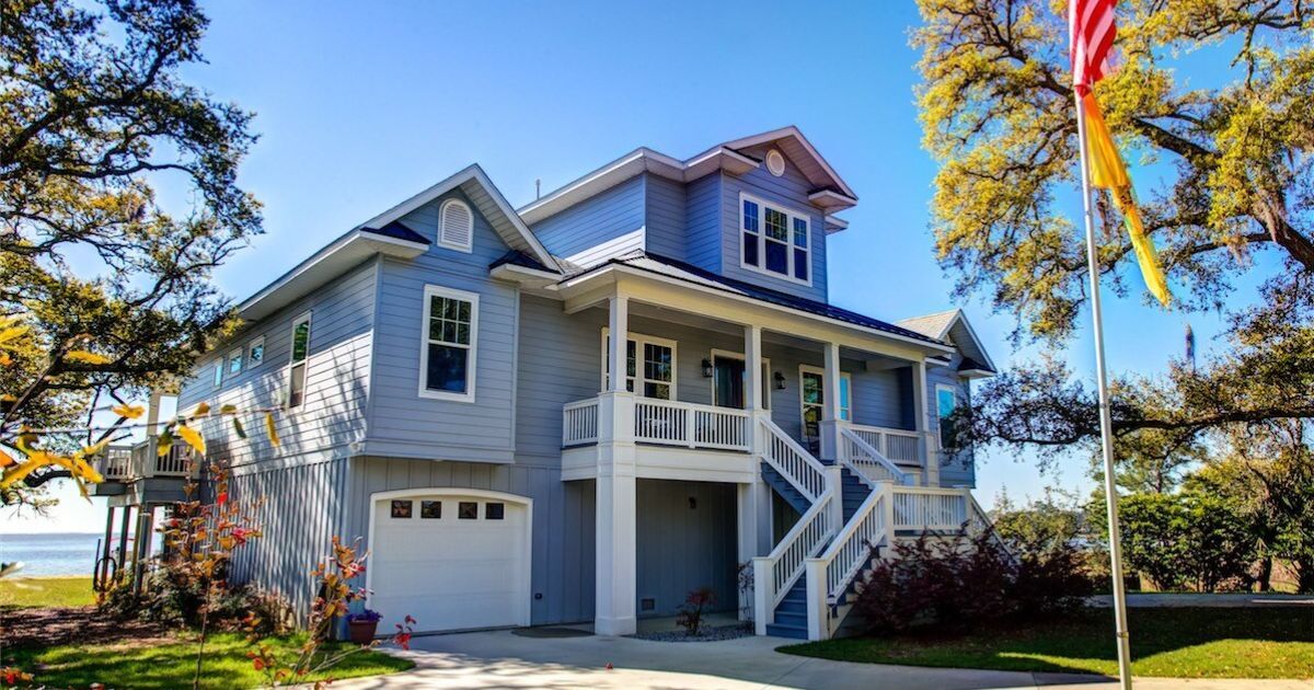 How Long Does It Take to Remodel a House in Pensacola?