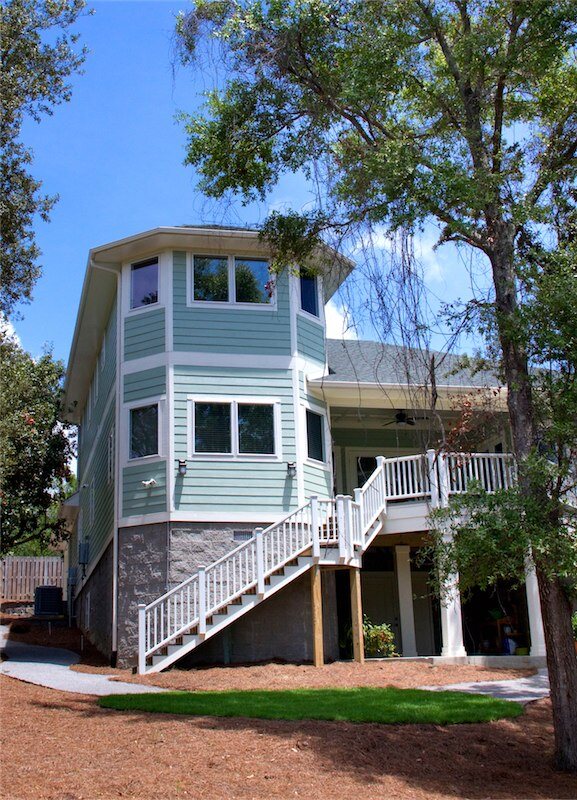 8 Shoreline Place, Gulf Breeze, FL